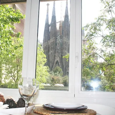 Carrer Lepant Apartment Barcelona